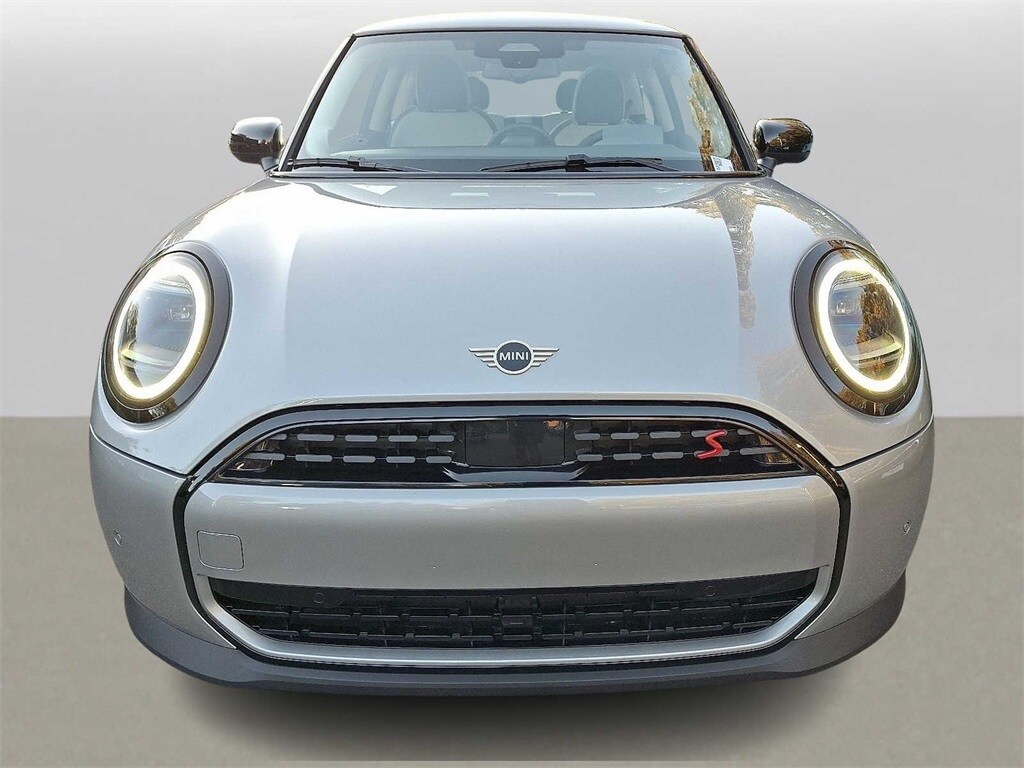 2025 Mini Cooper 2 Door Hardtop S photo 2