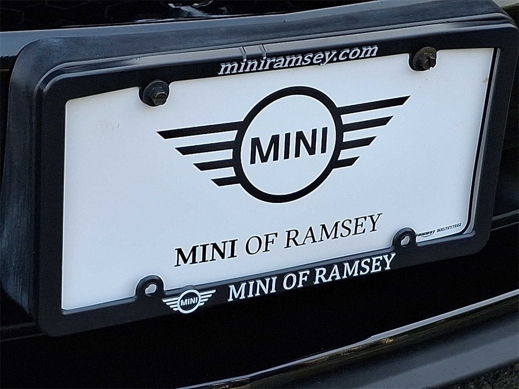 Thumbnail: 2020 MINI Cooper - 30