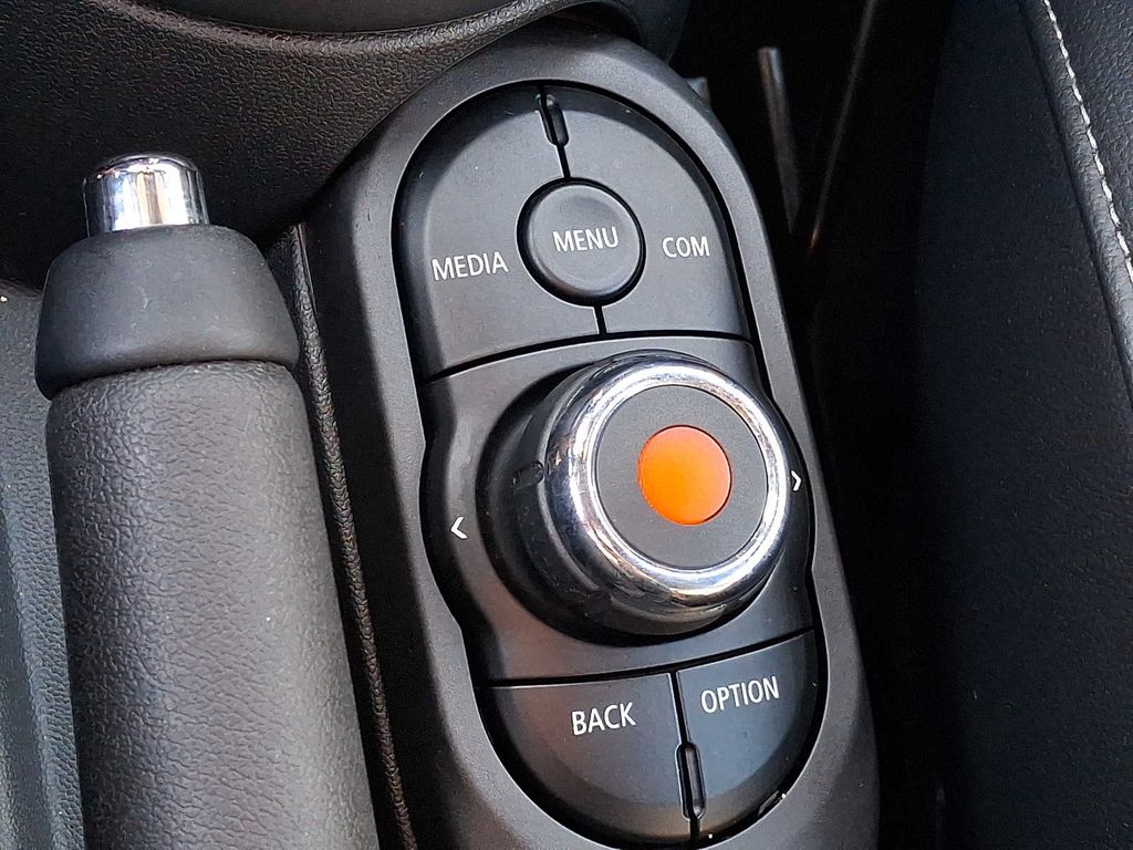 Thumbnail: 2019 MINI Cooper Convertible - 19