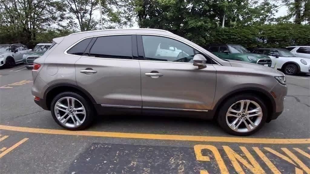 Thumbnail: 2019 Lincoln MKC - 9