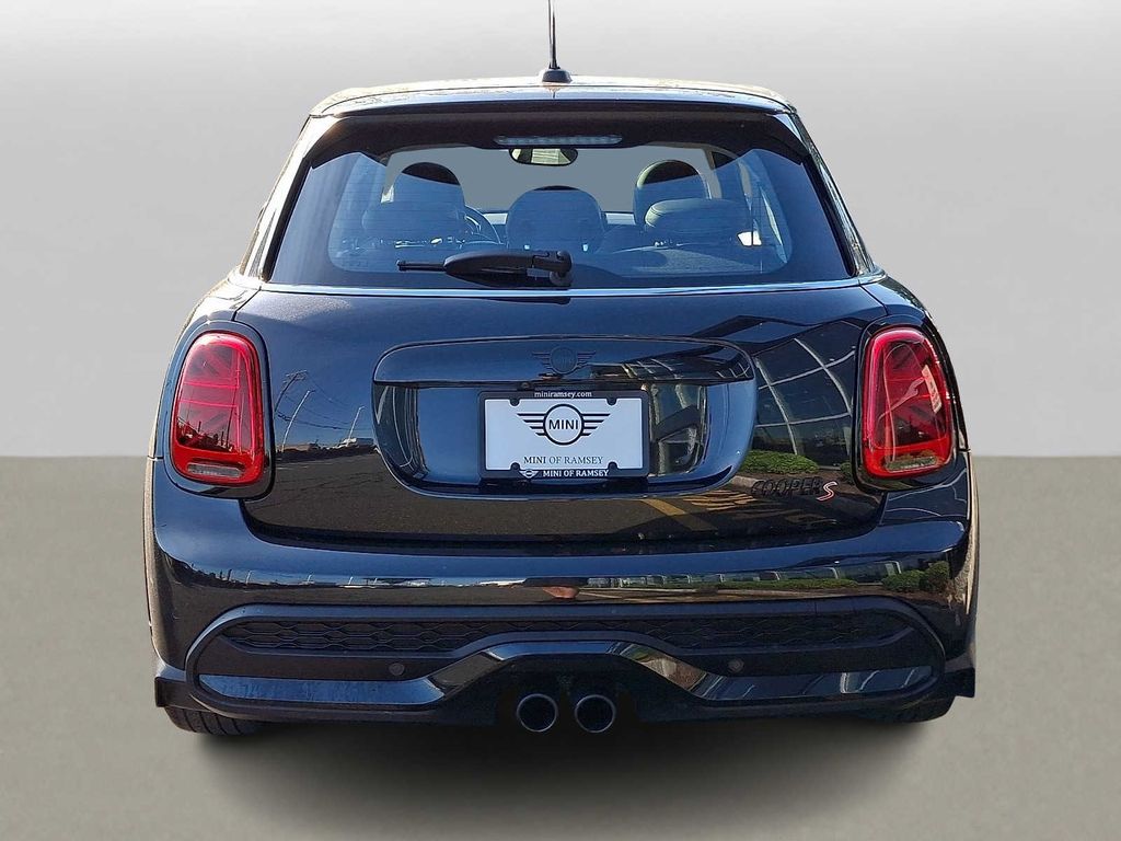 Thumbnail: 2024 MINI Cooper Hardtop - 5