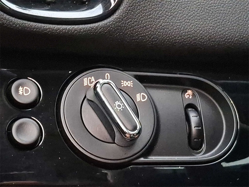 Thumbnail: 2023 MINI Cooper Countryman - 21