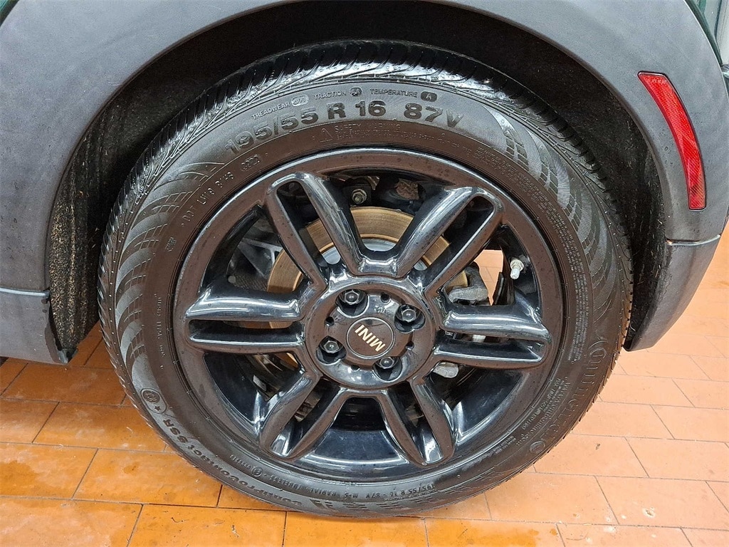2013 MINI Cooper Base 8