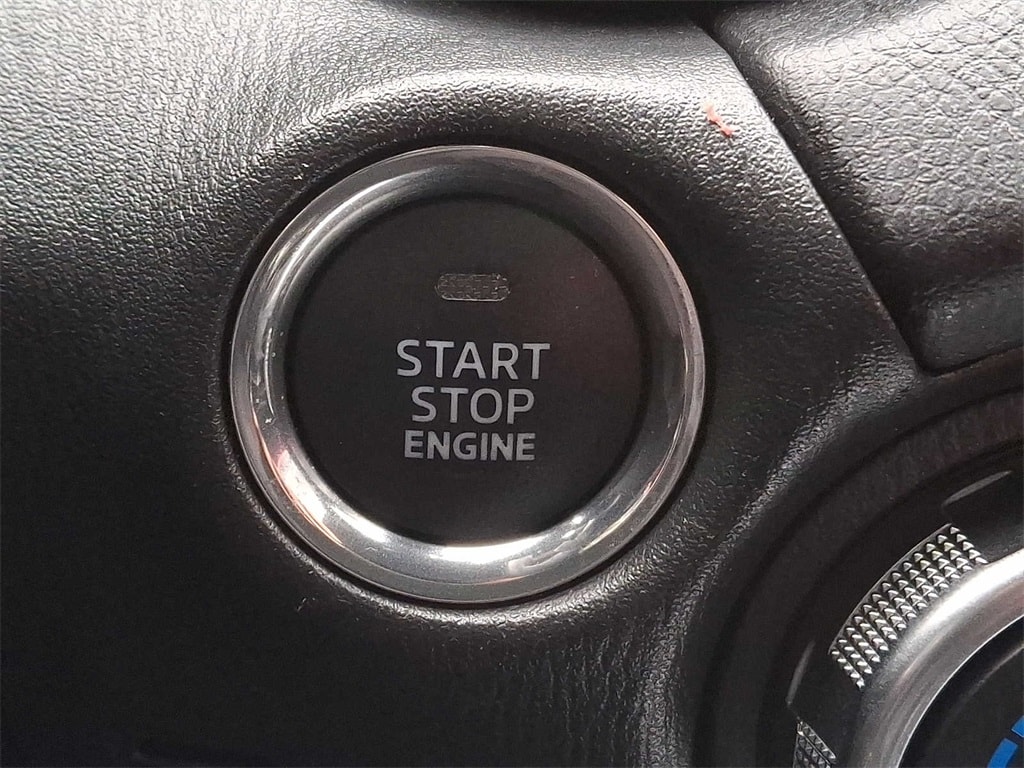 Thumbnail: 2023 Mazda MX-5 Miata - 19