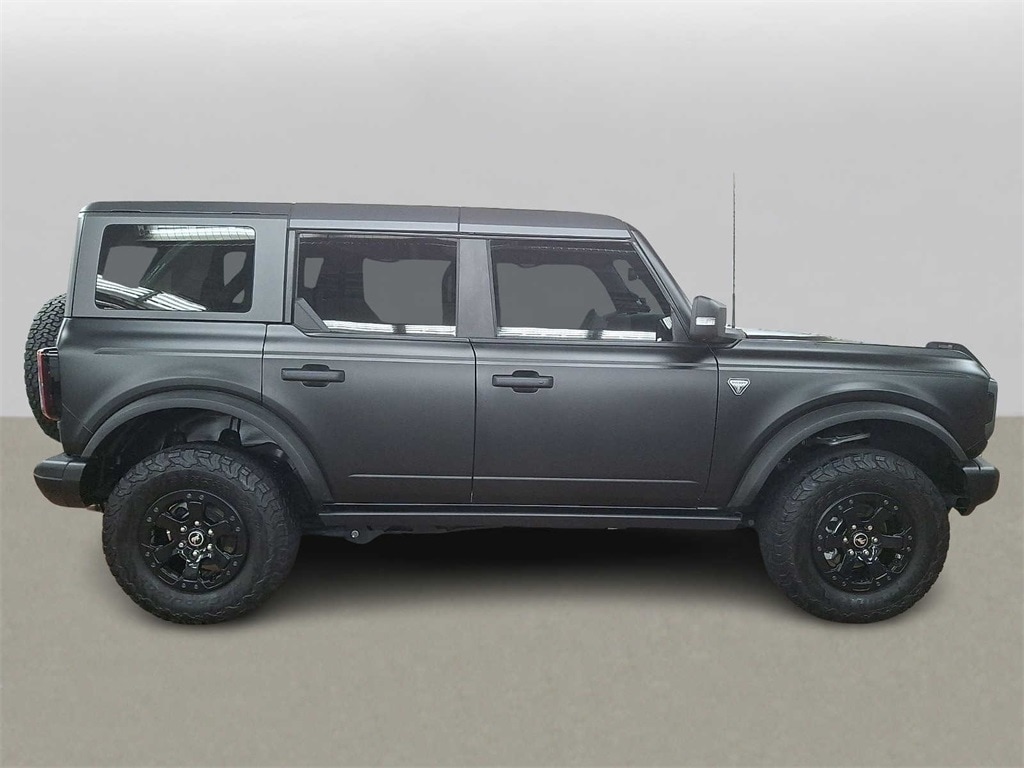 Thumbnail: 2022 Ford Bronco - 4