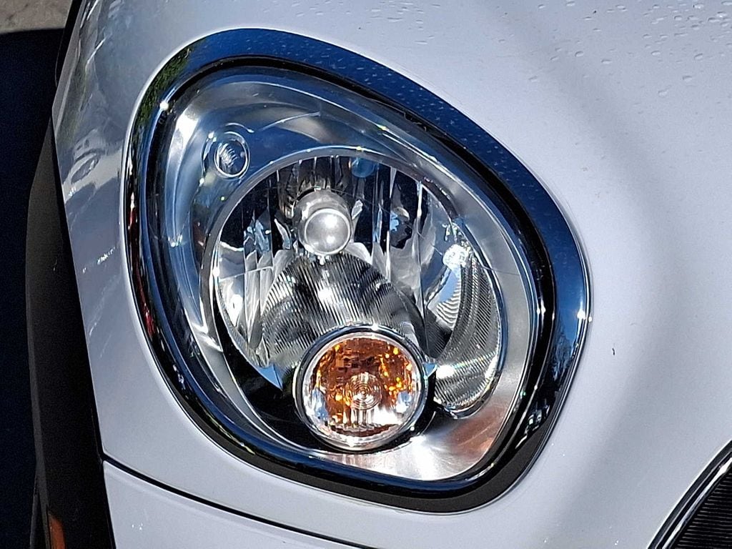 Thumbnail: 2015 MINI Cooper Countryman - 8