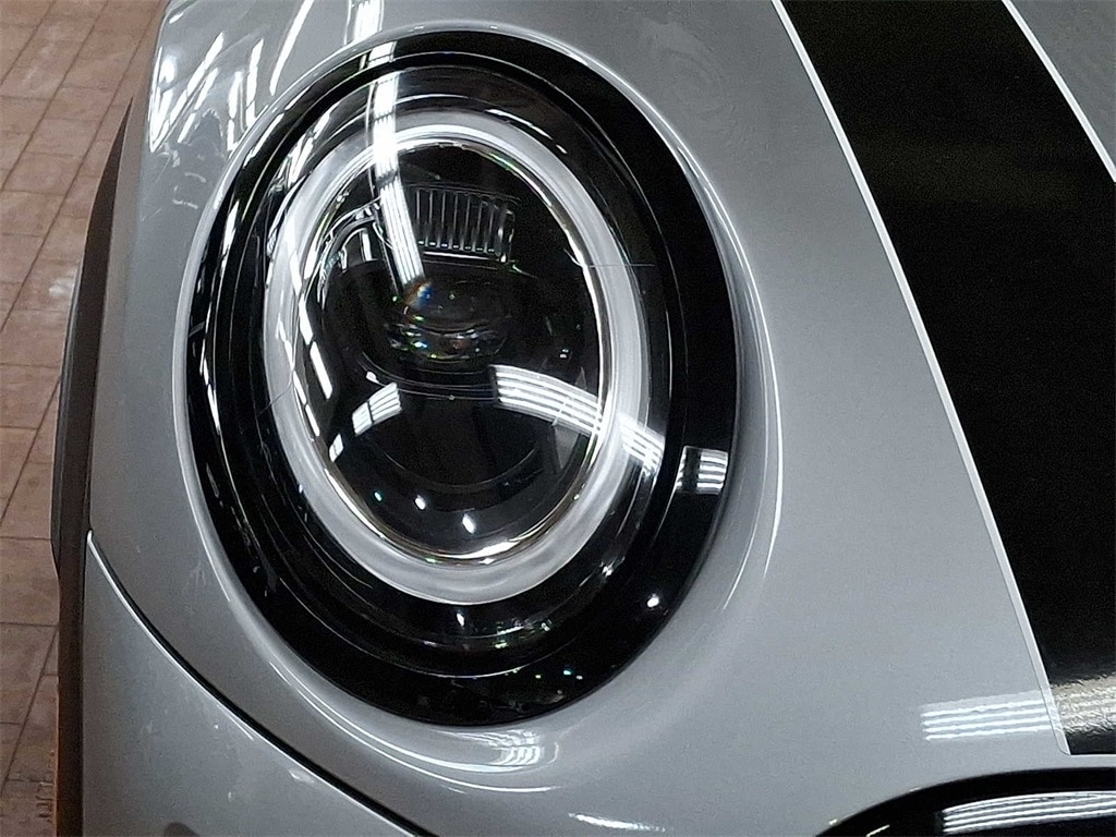 Thumbnail: 2023 MINI Cooper Convertible - 8