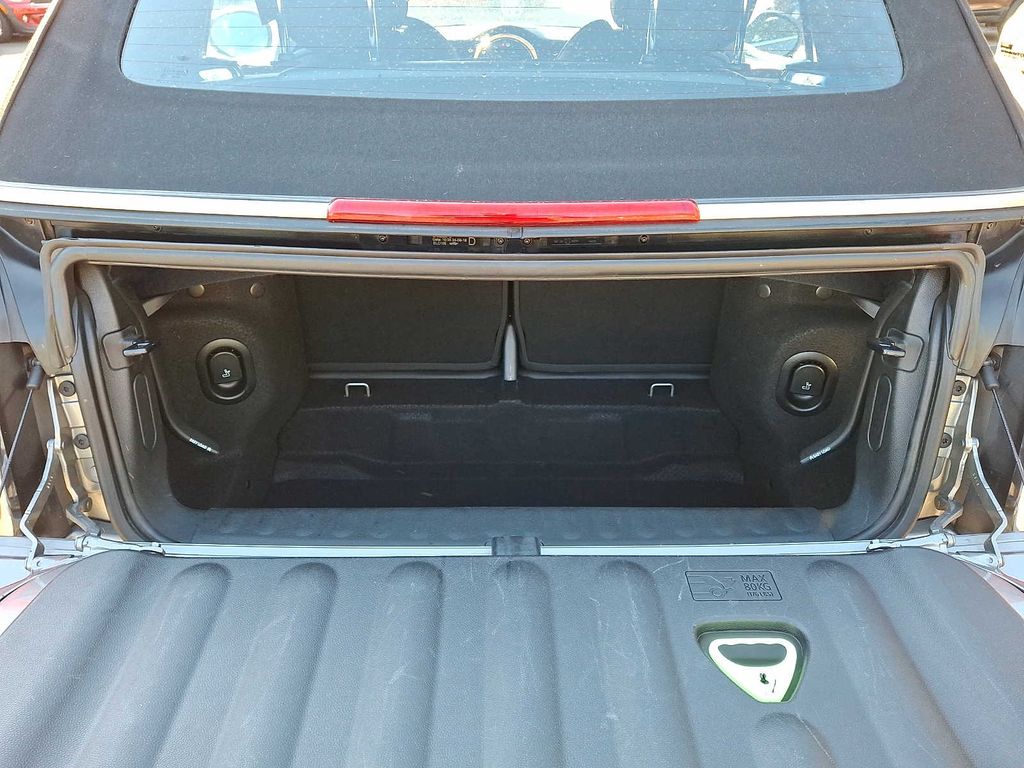 Thumbnail: 2019 MINI Cooper Convertible - 24