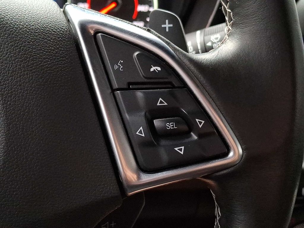 Thumbnail: 2021 Chevrolet Camaro - 18
