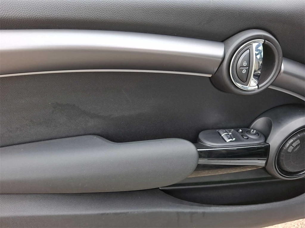 Thumbnail: 2023 MINI Cooper Hardtop - 10