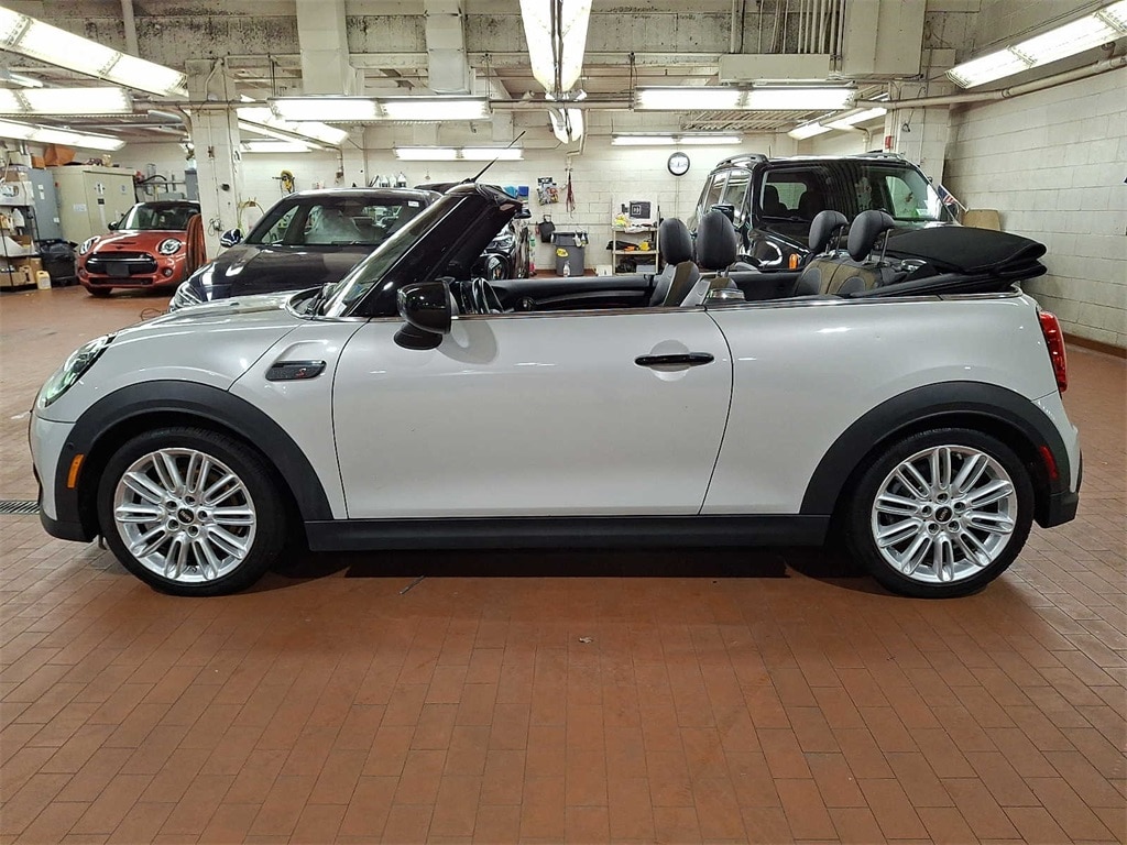 Thumbnail: 2023 MINI Cooper Convertible - 8