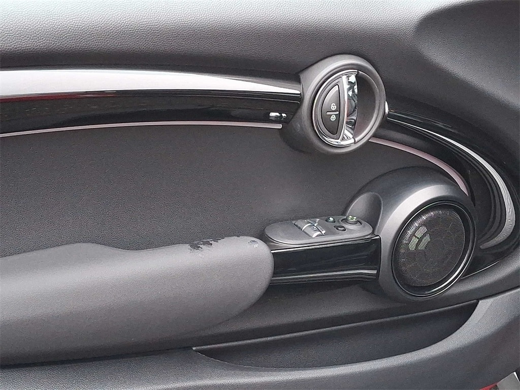 Thumbnail: 2024 MINI Cooper Hardtop - 11