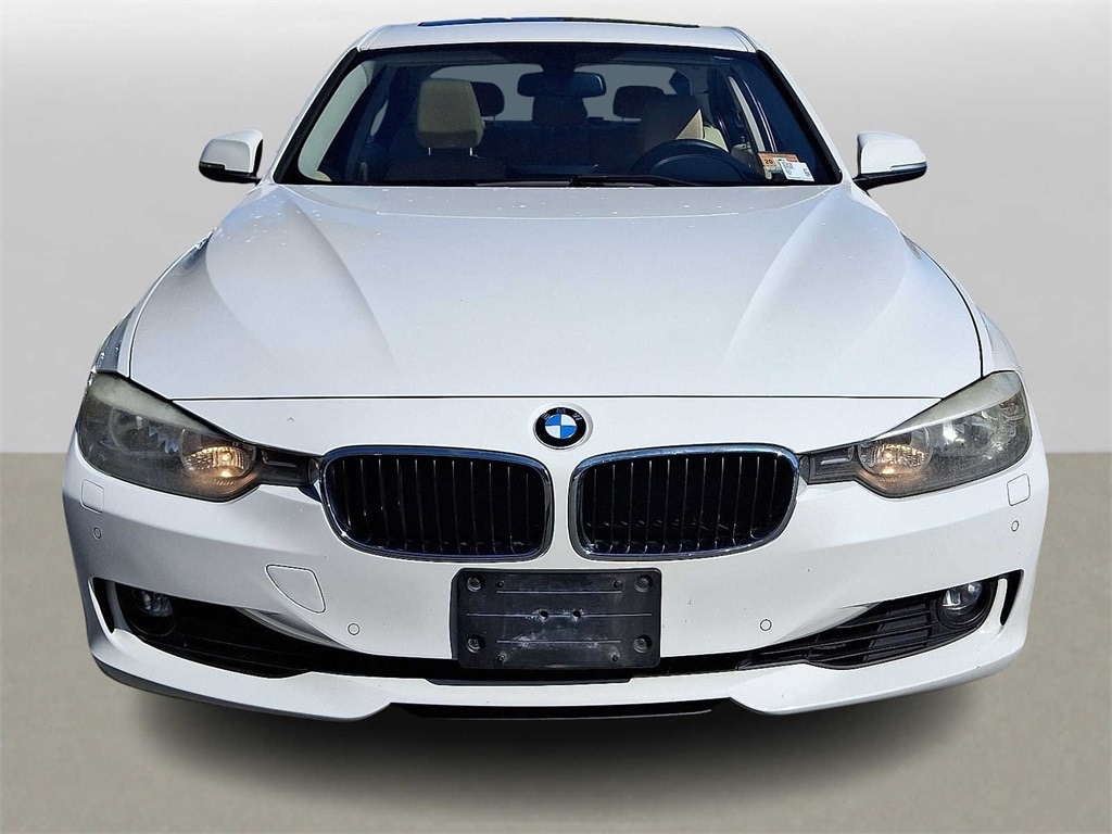 Thumbnail: 2015 BMW 3 Series - 2
