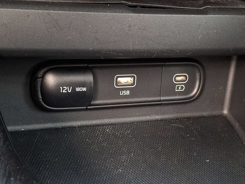 2024 Kia Seltos EX - Photo 20
