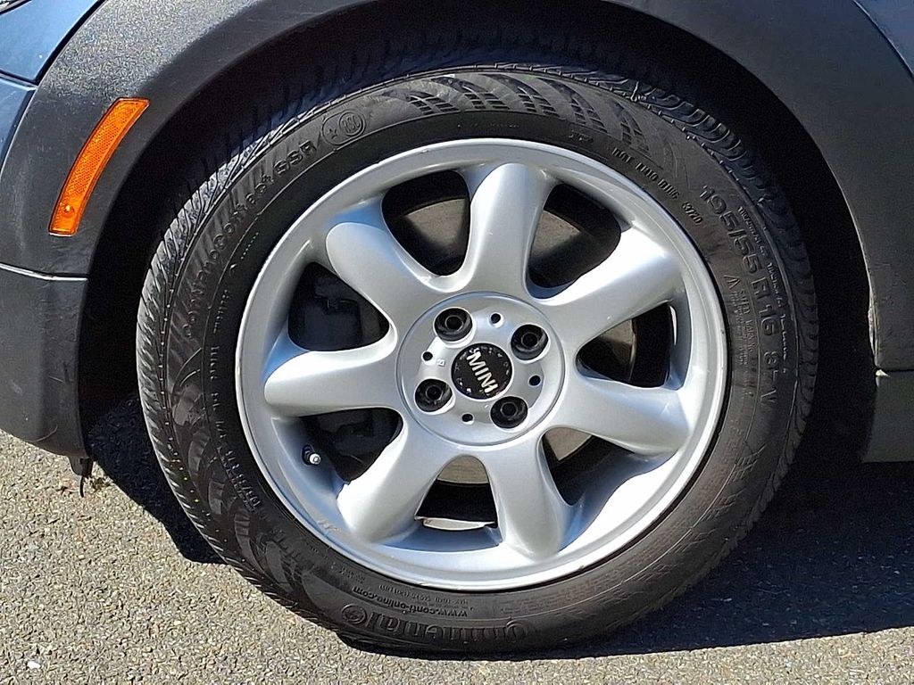 Thumbnail: 2010 MINI Cooper - 8