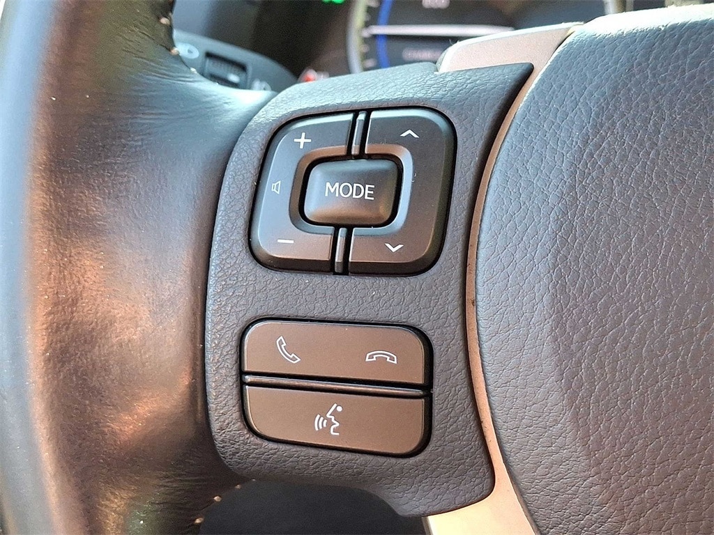 Thumbnail: 2016 Lexus NX - 16