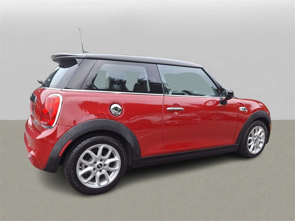 Thumbnail: 2015 MINI Cooper - 3