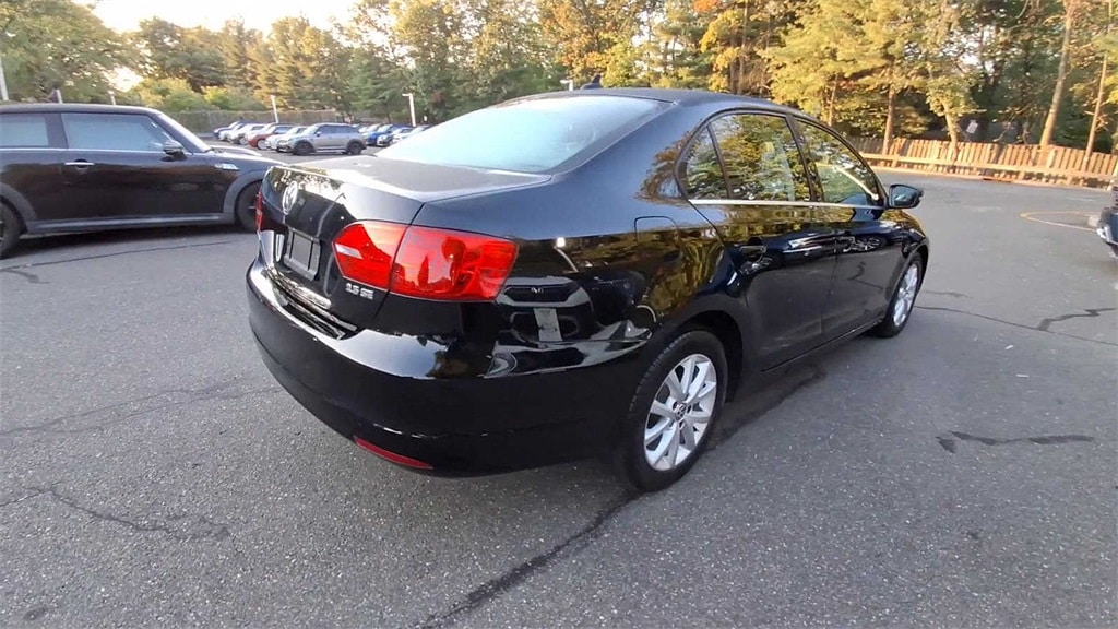 Thumbnail: 2013 Volkswagen Jetta - 8