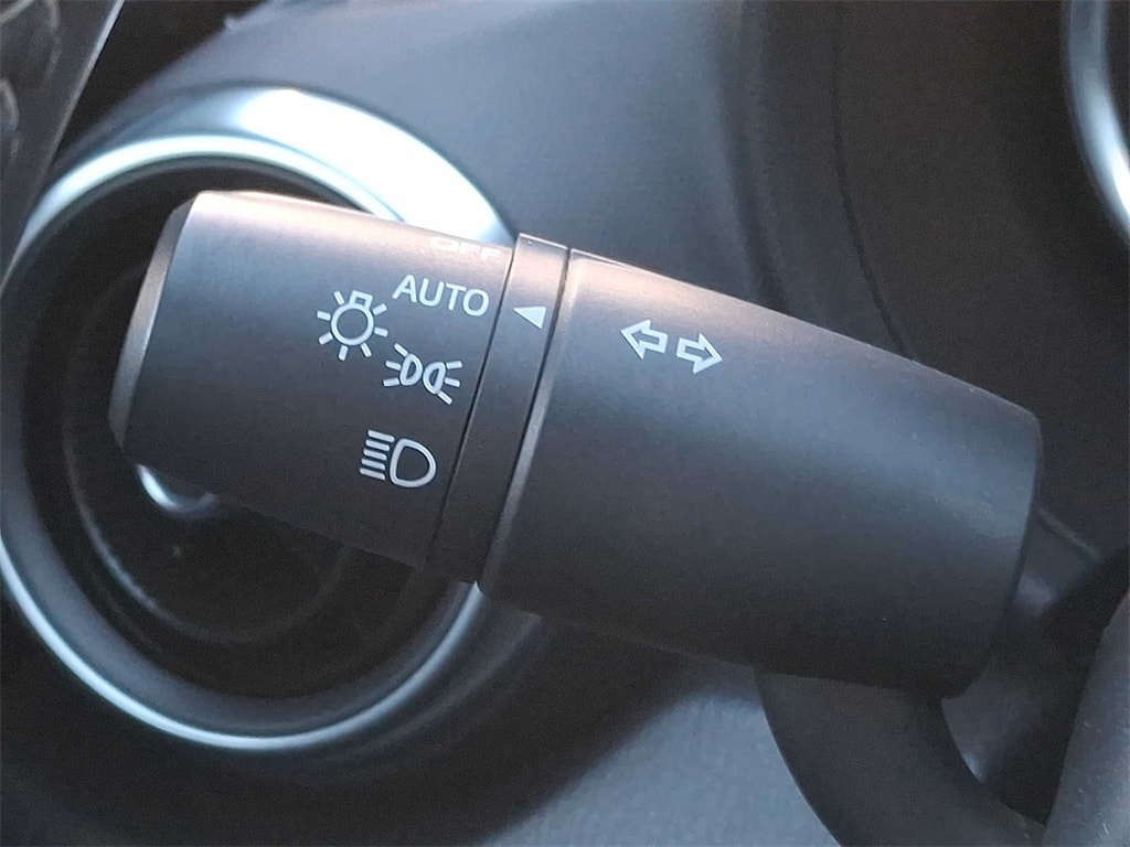 Thumbnail: 2022 Mazda MX-5 Miata - 19