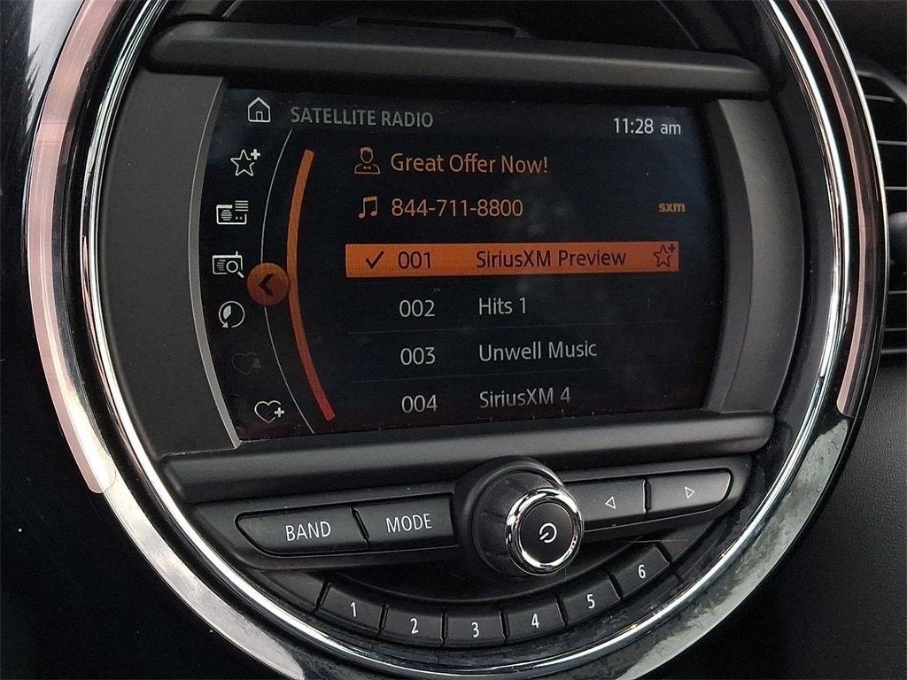 Thumbnail: 2021 MINI Cooper Hardtop - 14