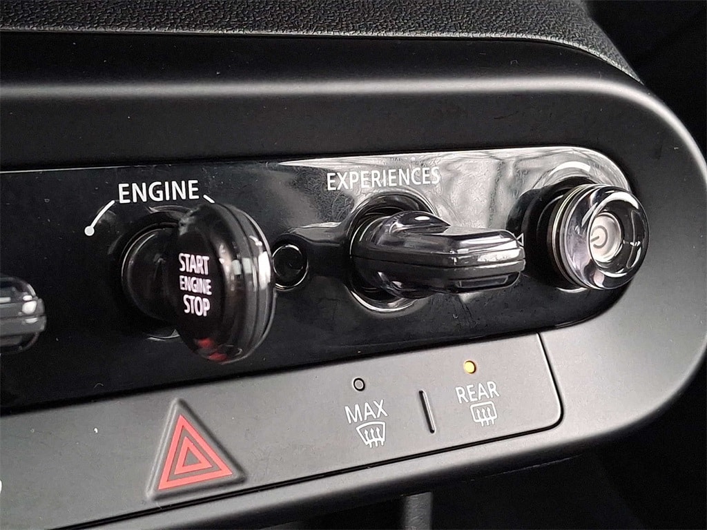 Thumbnail: 2025 MINI Cooper Hardtop - 24