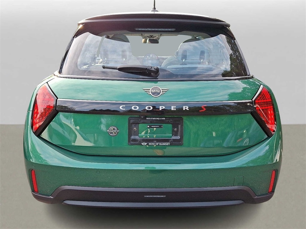Thumbnail: 2025 MINI Cooper Hardtop - 5