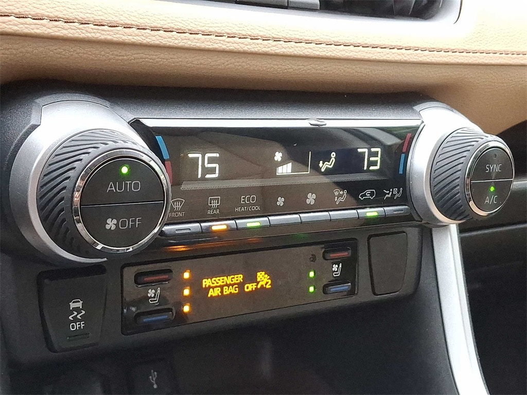 2021 Toyota RAV4 Limited 14