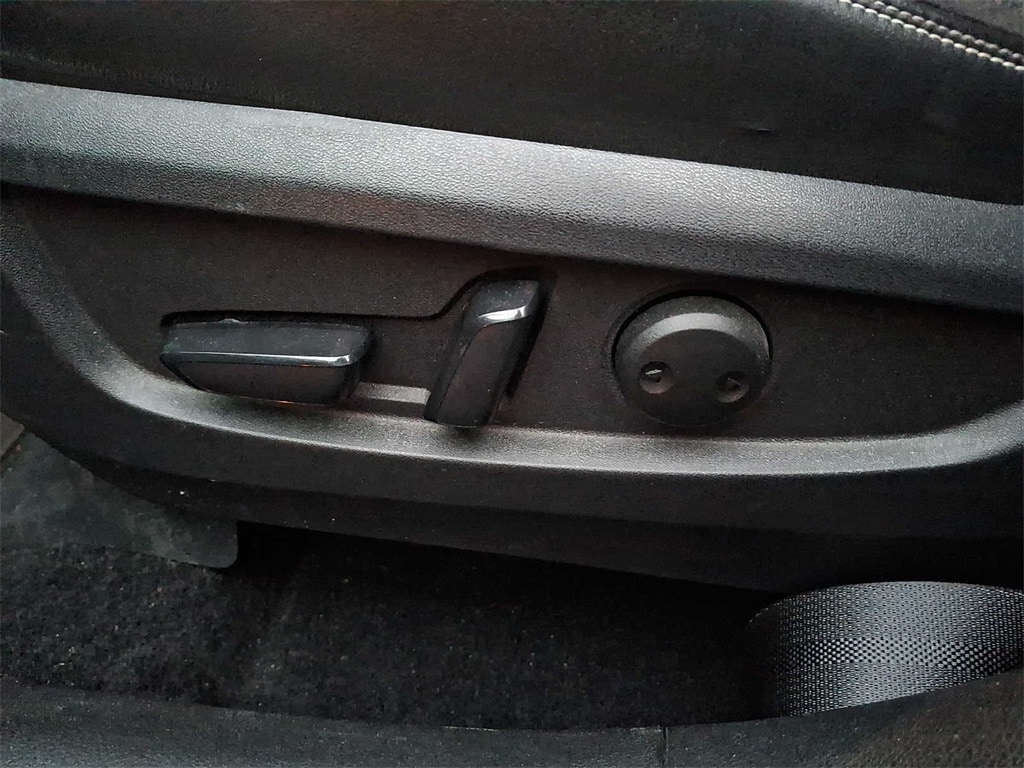 Thumbnail: 2019 INFINITI QX50 - 11