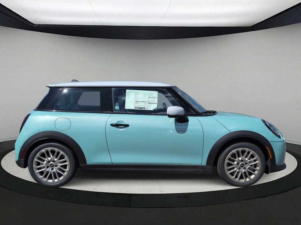 2026 MINI Hardtop 2 Door S - Photo 9