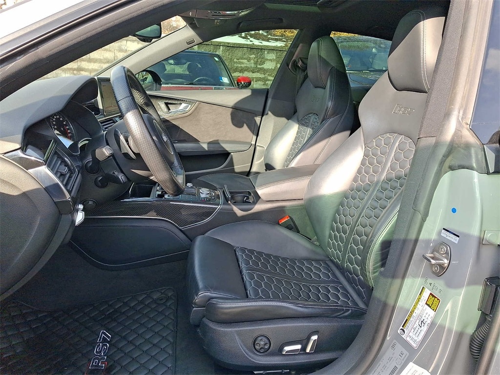 Thumbnail: 2016 Audi RS 7 - 9