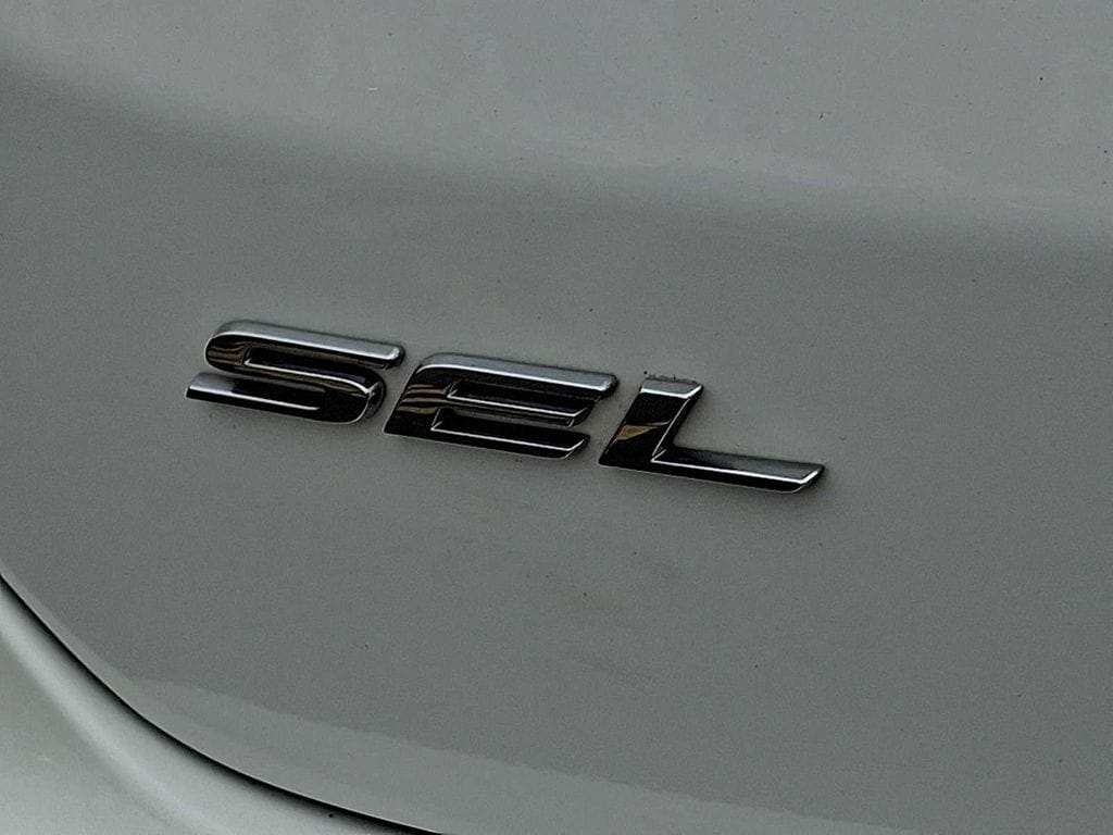 Thumbnail: 2022 Ford Edge - 30
