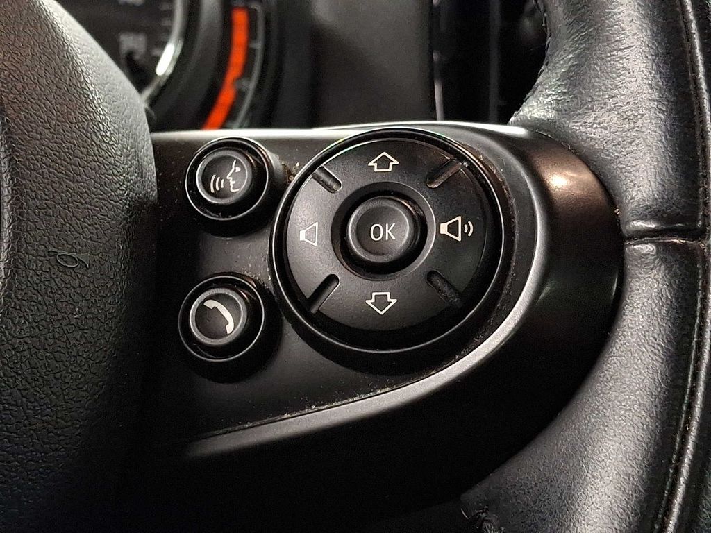 Thumbnail: 2018 MINI Cooper Countryman - 17