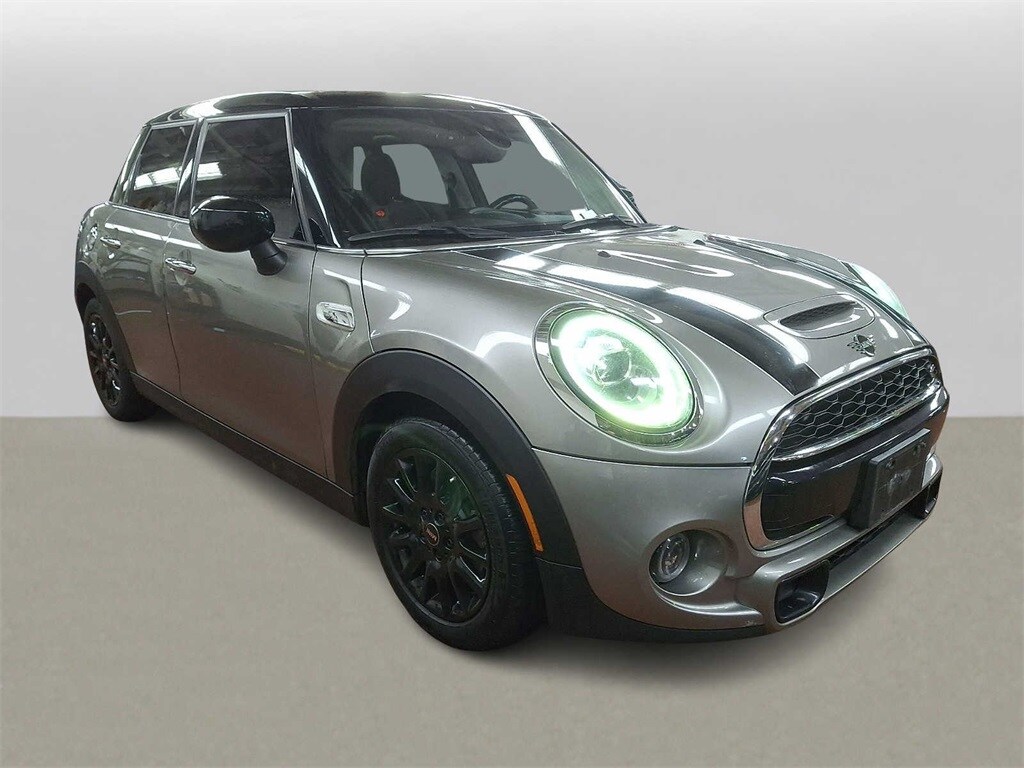 2020 Mini Cooper 4 Door Hardtop S photo 3