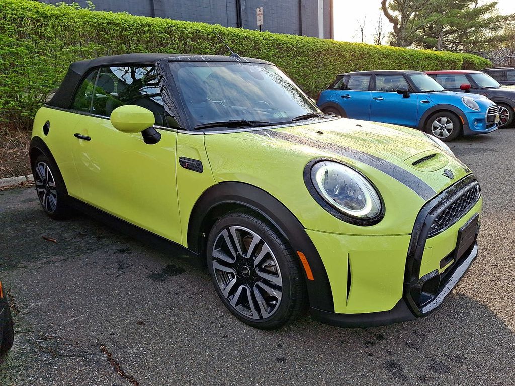 Thumbnail: 2024 MINI Cooper Convertible - 30