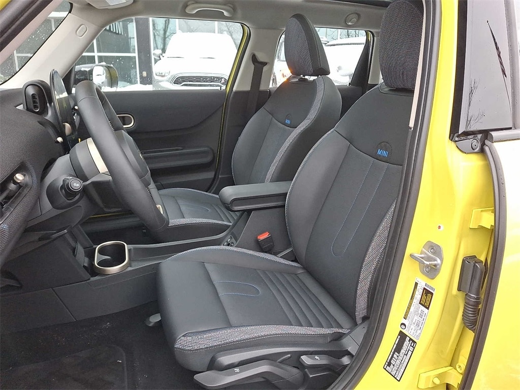 Thumbnail: 2025 MINI Cooper Hardtop - 10