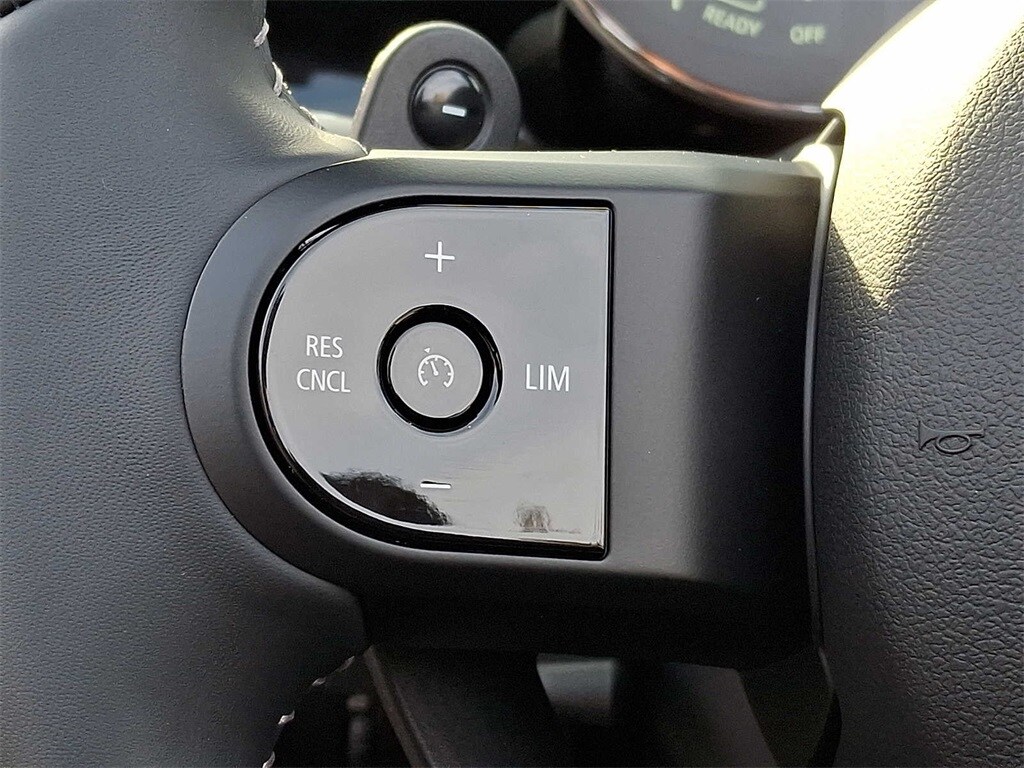 Thumbnail: 2023 MINI Cooper Convertible - 16