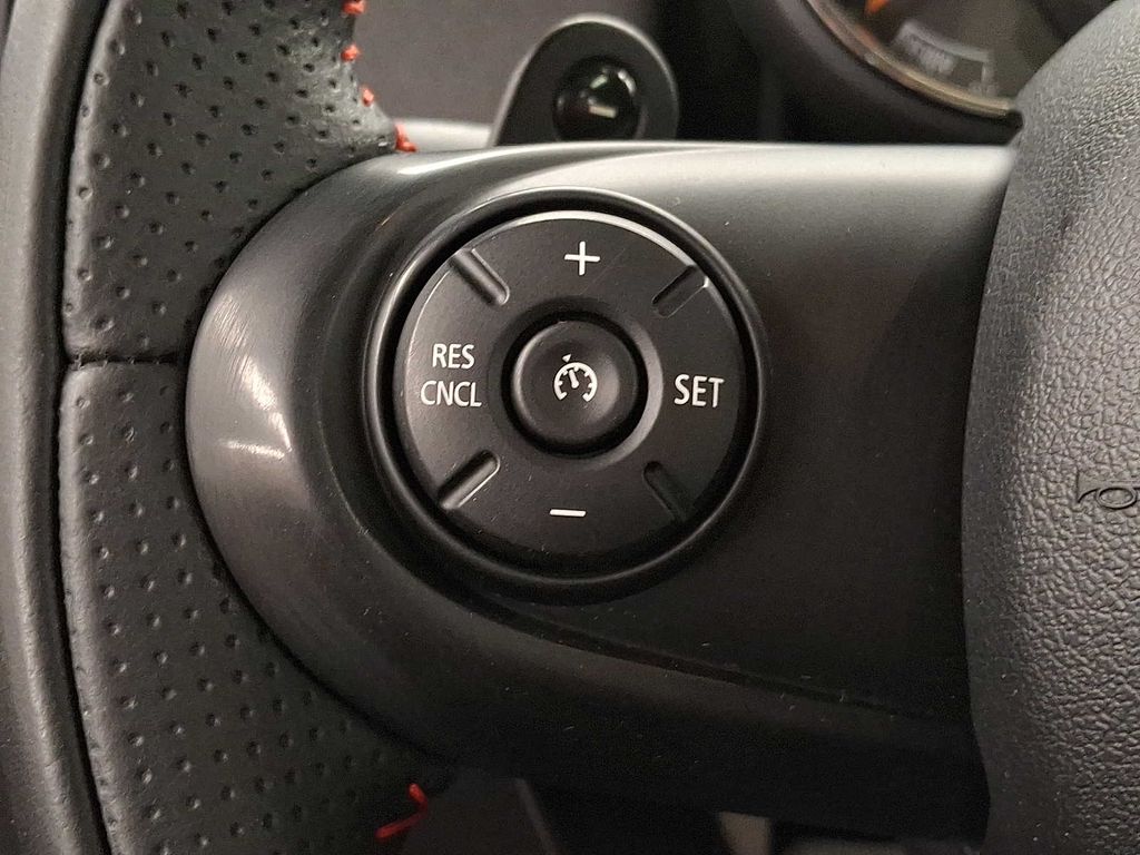 Thumbnail: 2020 MINI Cooper Countryman - 16