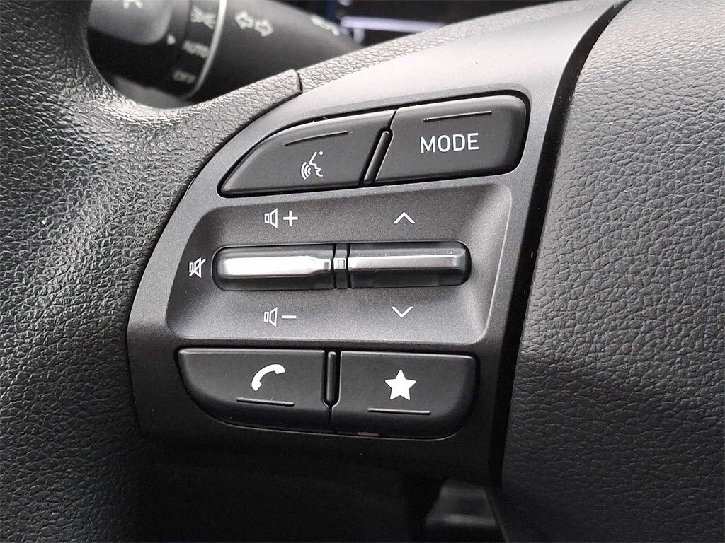 Thumbnail: 2022 Hyundai Kona - 18