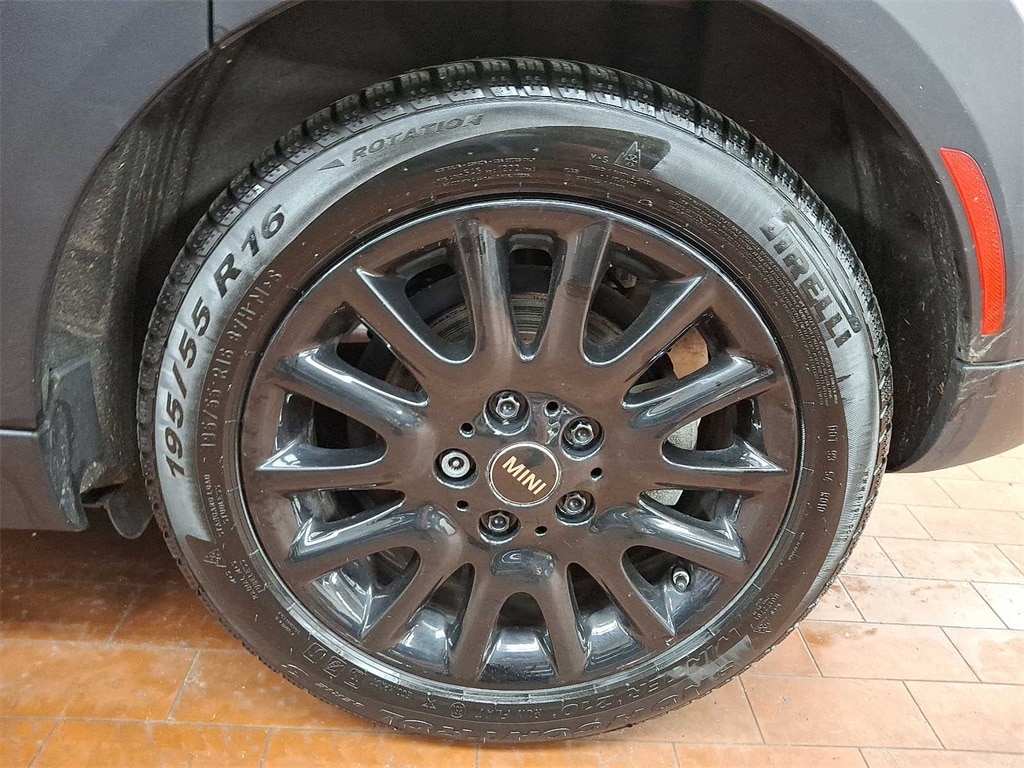 2016 MINI Cooper Base 9