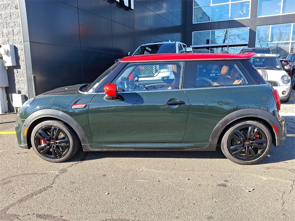 Thumbnail: 2023 MINI Cooper Hardtop - 7