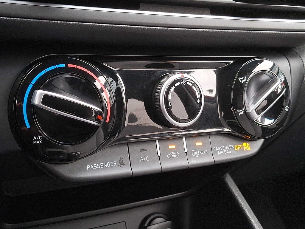 Thumbnail: 2022 Hyundai Kona - 14