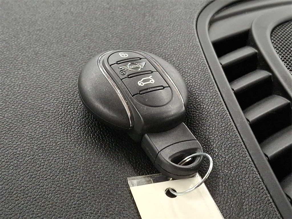 Thumbnail: 2023 MINI Cooper Countryman - 23