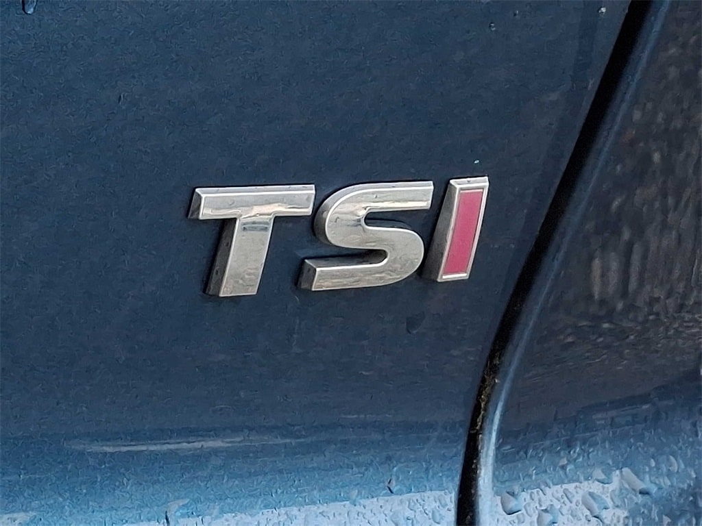 2017 Volkswagen Jetta SE 28
