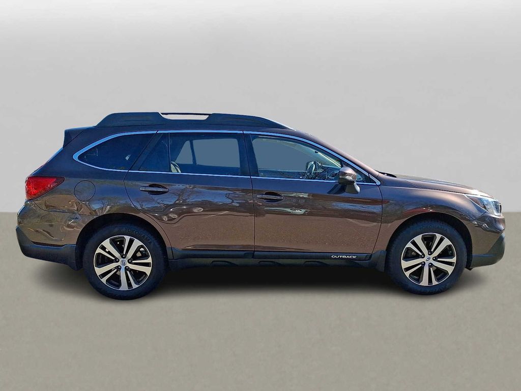Thumbnail: 2019 Subaru Outback - 4