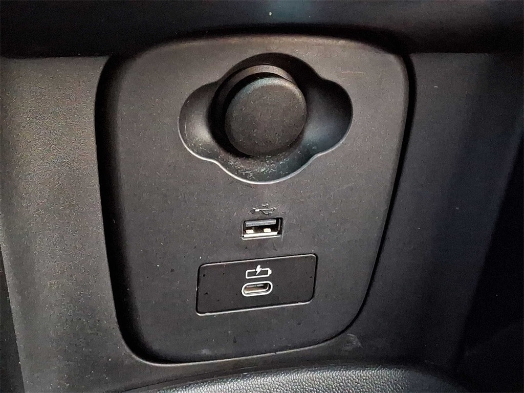 Thumbnail: 2023 MINI Cooper Convertible - 18