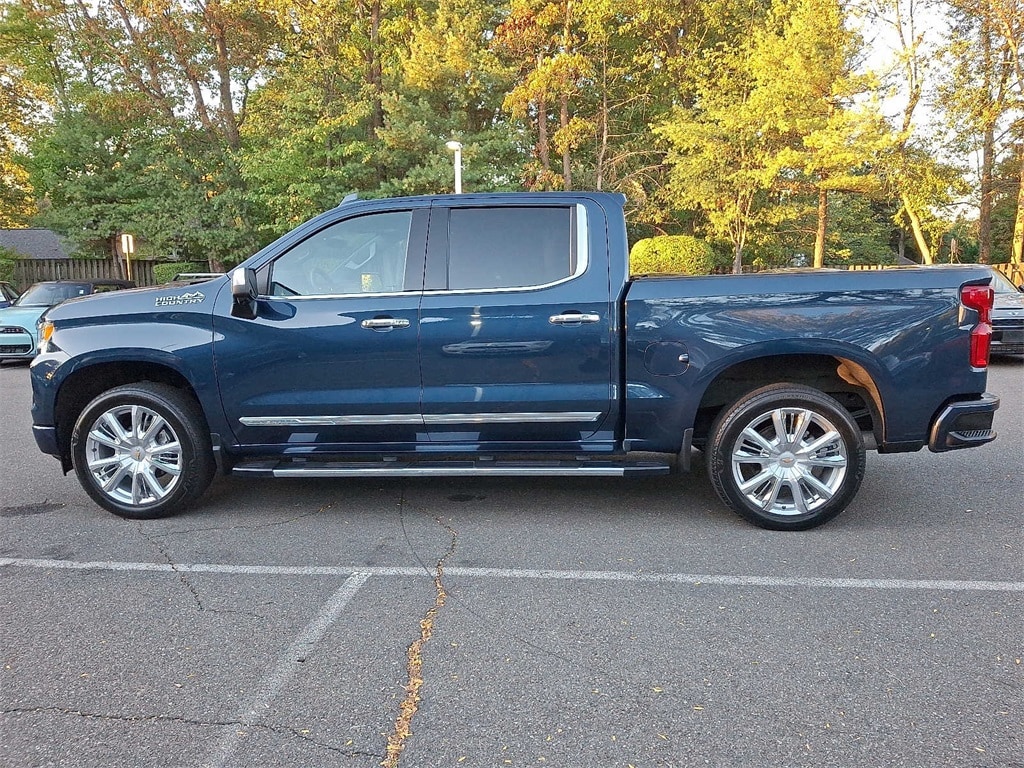 Thumbnail: 2023 Chevrolet Silverado 1500 - 6