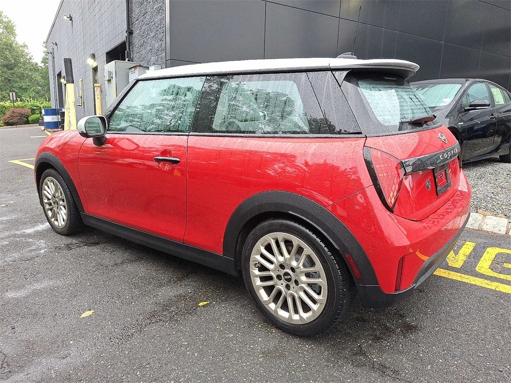 2025 MINI Cooper Hardtop S 6