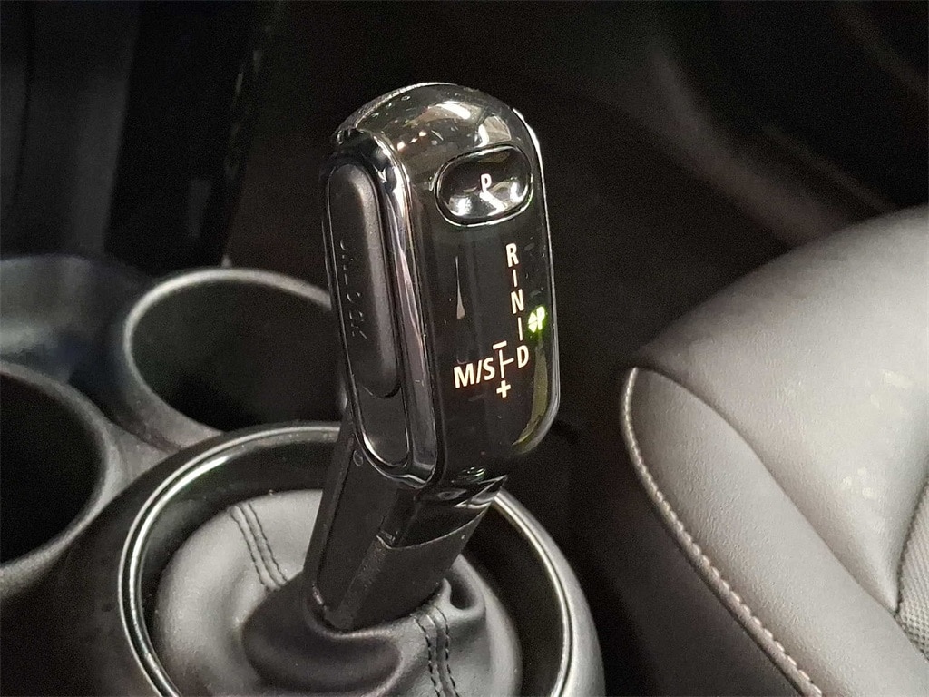 Thumbnail: 2023 MINI Cooper Hardtop - 12