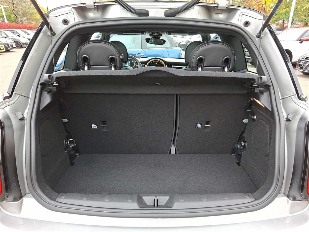 Thumbnail: 2023 MINI Cooper Hardtop - 27