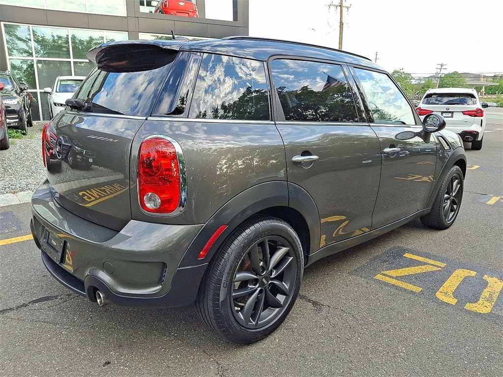 Thumbnail: 2014 MINI Cooper Countryman - 24